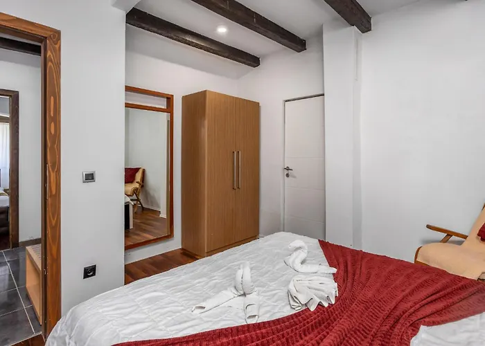Cozy In Bater With House Sea View بيت للعطل *