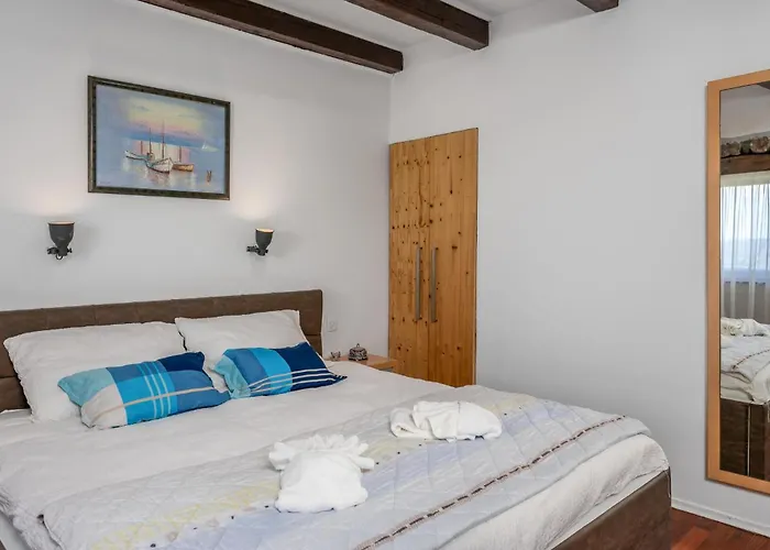 بيت للعطل Cozy In Bater With House Sea View
