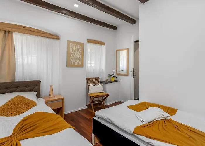 Cozy In Bater With House Sea View بيت للعطل